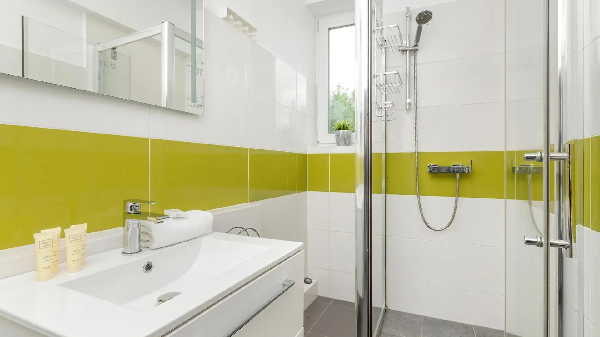 Sloneczny Apartament W Centrum Gdanska Glownego By Noclegi Renters Apartment Gdansk